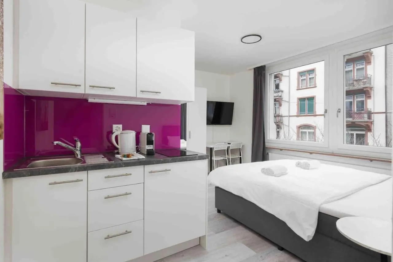 Urban Oasis With Queen Bed And View Be-28 Zurich 0*,  Switzerland